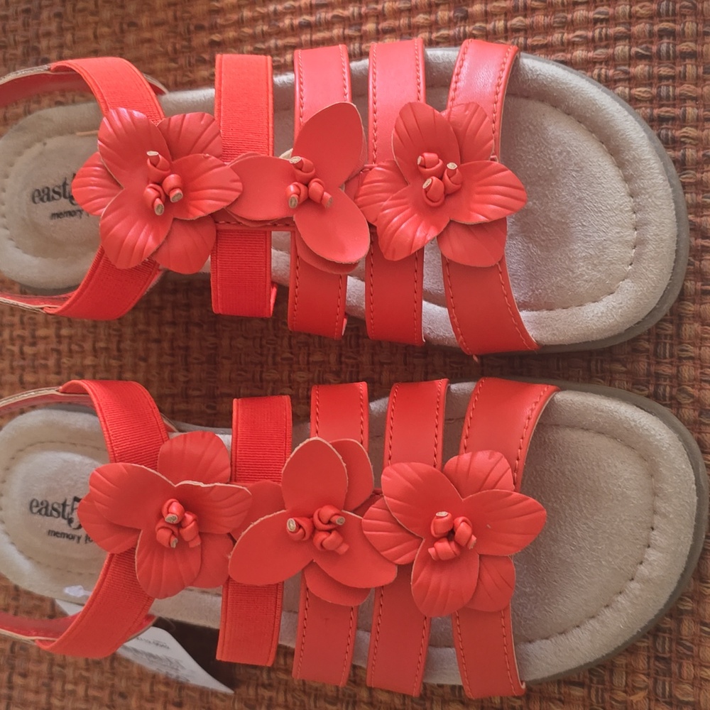EAST 5TH BRAND WOMENS APRICOT DRESSY SUMMERTIME FLORAL SANDALS SIZE 6.5 MEDIUM